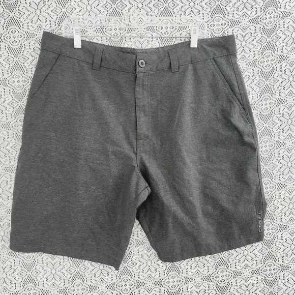 O'Neill Other - O'Neill Men's casual shorts 38x9
